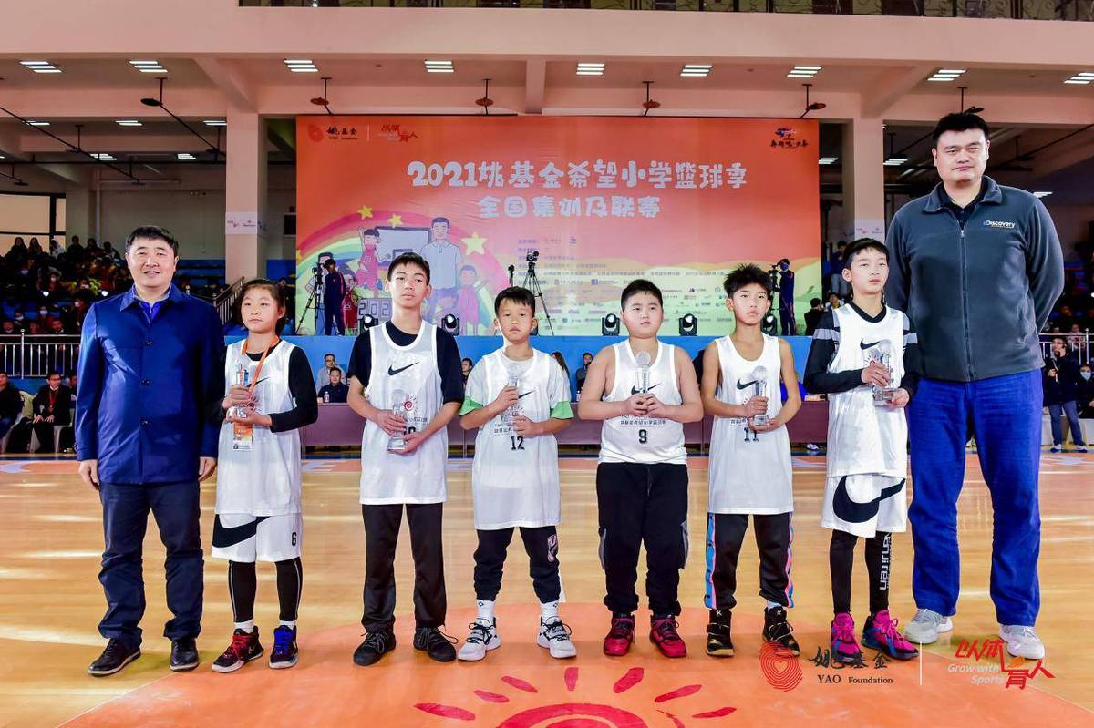 借助线上篮球训练平台在家也能追逐梦想_0